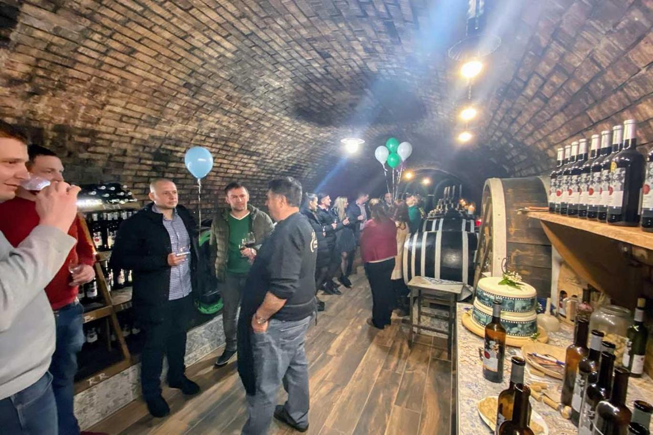 Penzion - Vinarstvi Hanus Blucina Bagian luar foto